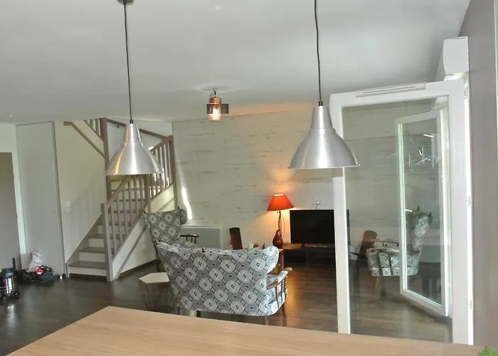 아파트 Beau T3 En Duplex, Calme Et Paisible